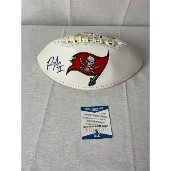 Ronald Jones II signed autographed Buccaneers white panel football Beckett - Picture 1 of 5